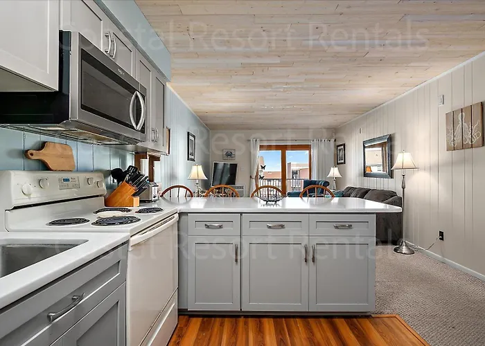Sea Breeze - Beautiful Canal Views From Cozy 2 Bedroom Condo! Ferienhaus Ocean Stadt