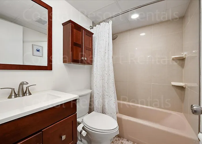 Sea Breeze - Beautiful Canal Views From Cozy 2 Bedroom Condo! Ferienhaus *